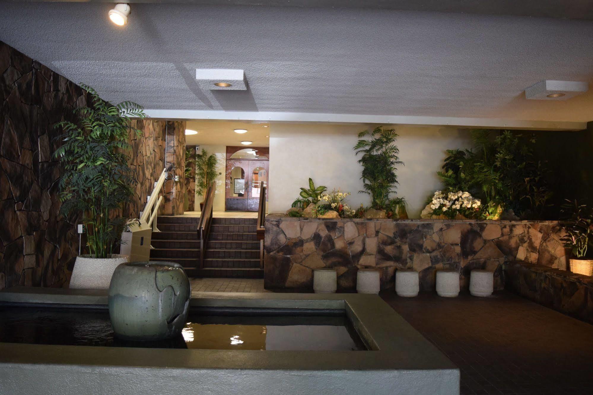 Waikiki Park Heights Villa Honolulu Exterior photo